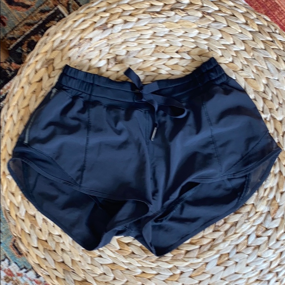 Lululemon Hotty Hot Short